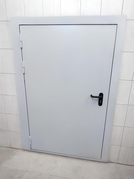 Нестандартная огнезащитная дверь Нестандартная огнезащитная дверь