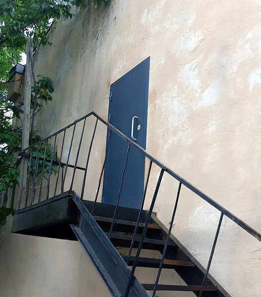 Техническая стальная дверь Техническая стальная дверь